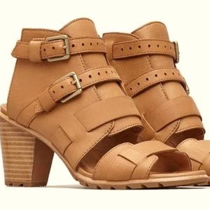NEW! SOREL Nadia Buckle Camel Brown 9.5, new in box